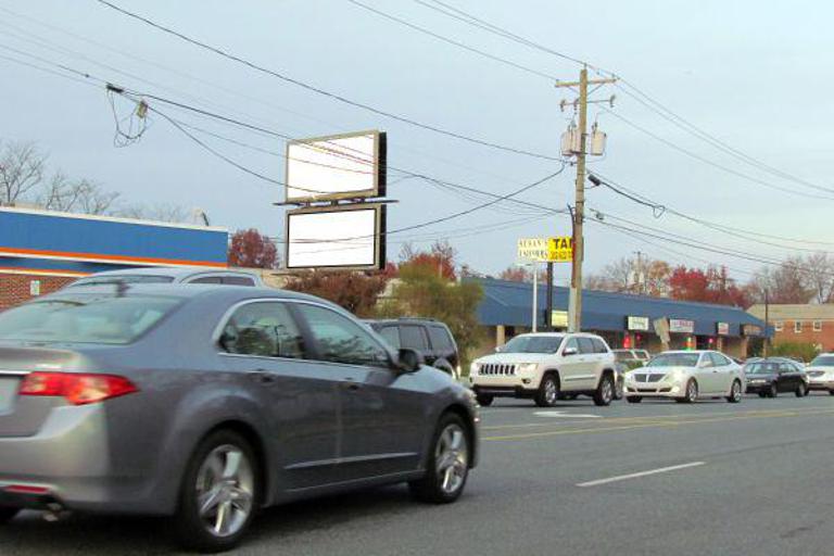 Photo of a billboard in Montchanin