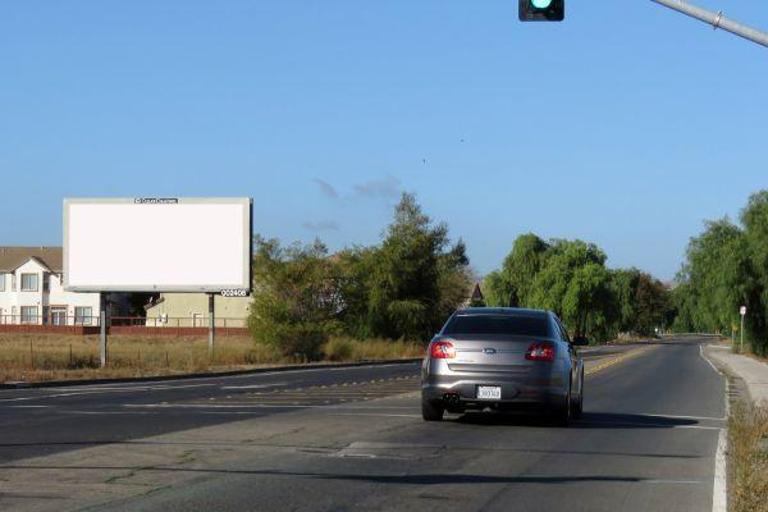 Photo of an outdoor ad in Pittsburg