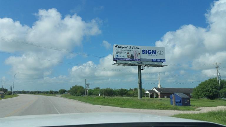 Photo of a billboard in Panna Maria