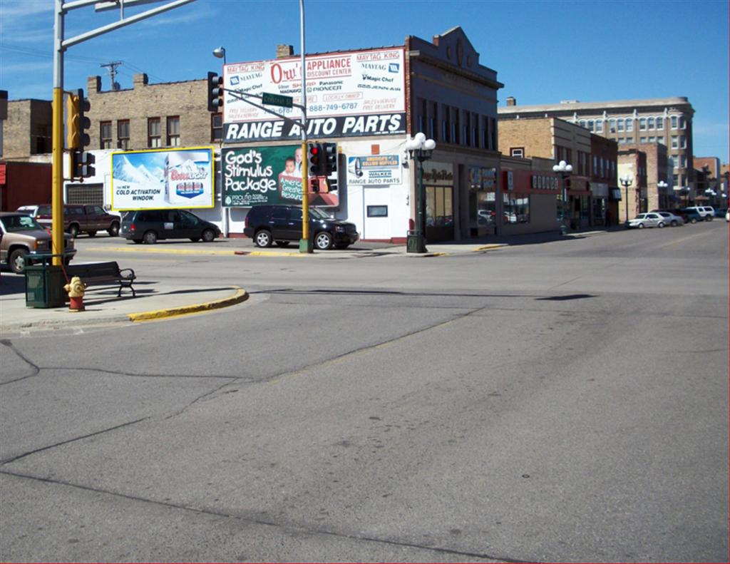 Photo of a billboard in Britt