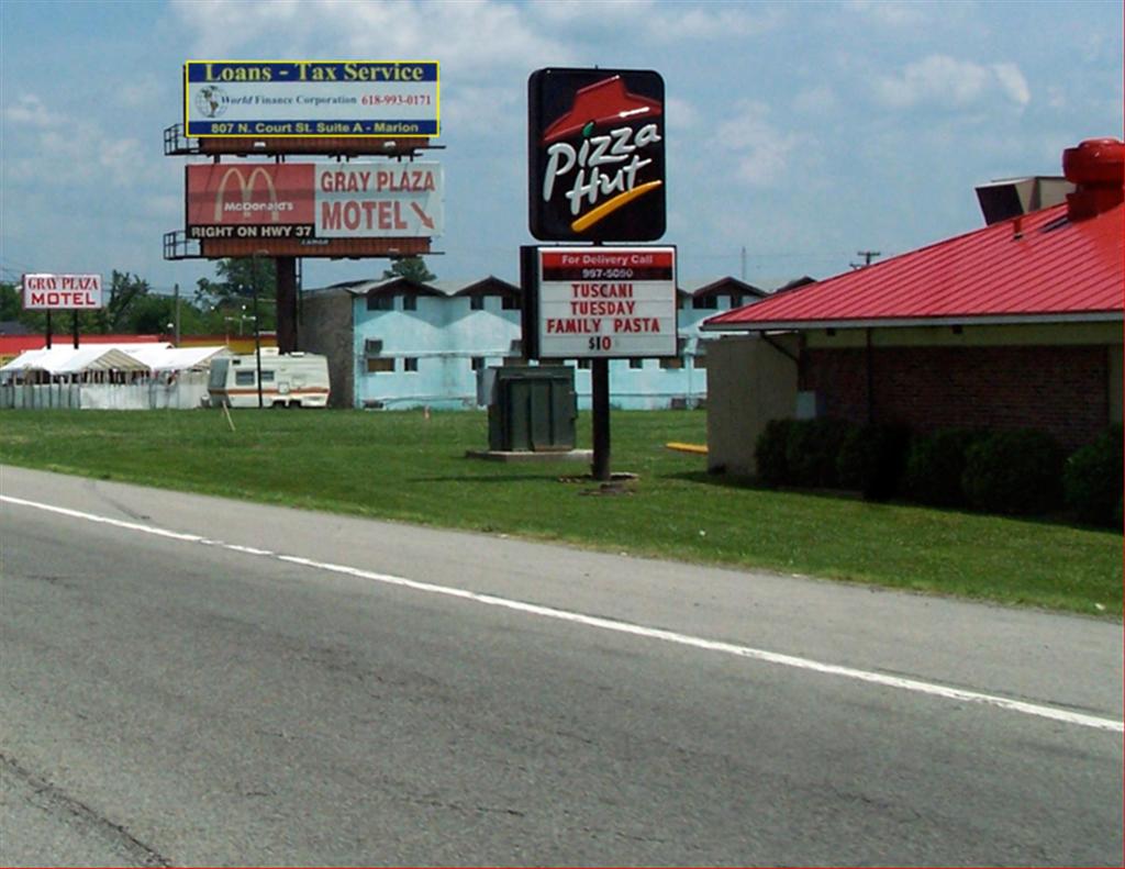 Photo of a billboard in Du Quoin