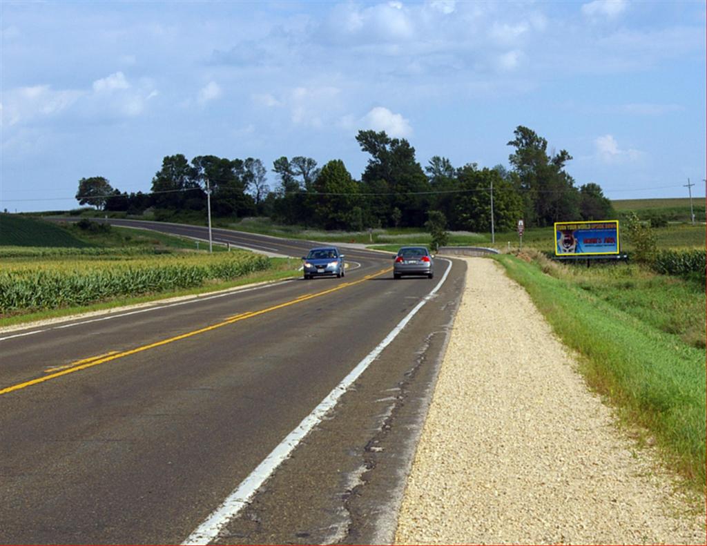 Photo of a billboard in Pardeeville