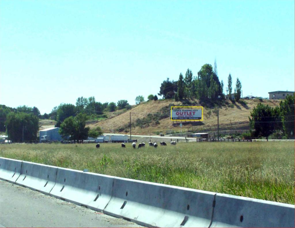 Photo of a billboard in Kuna