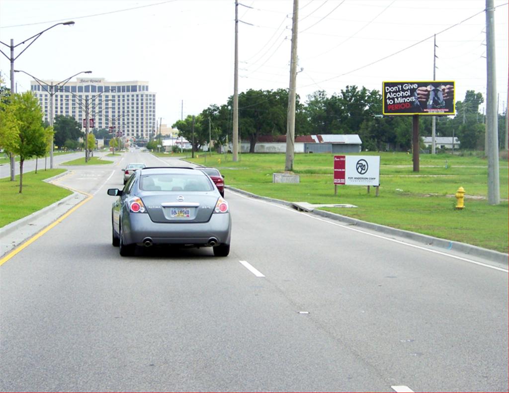 Photo of a billboard in D'Iberville