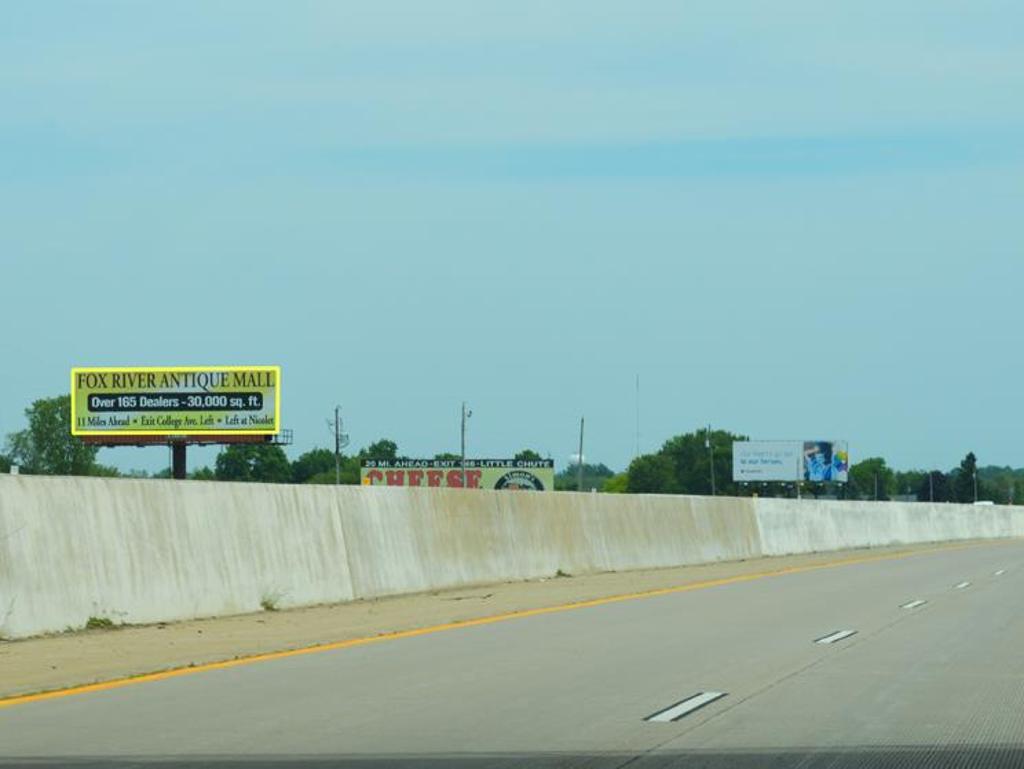 Photo of a billboard in Larsen