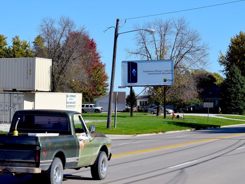 Photo of a billboard in Diagonal