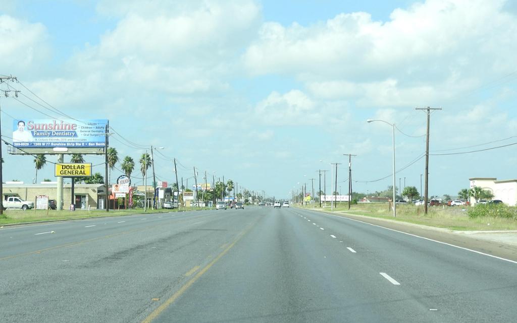 Photo of a billboard in Lozano