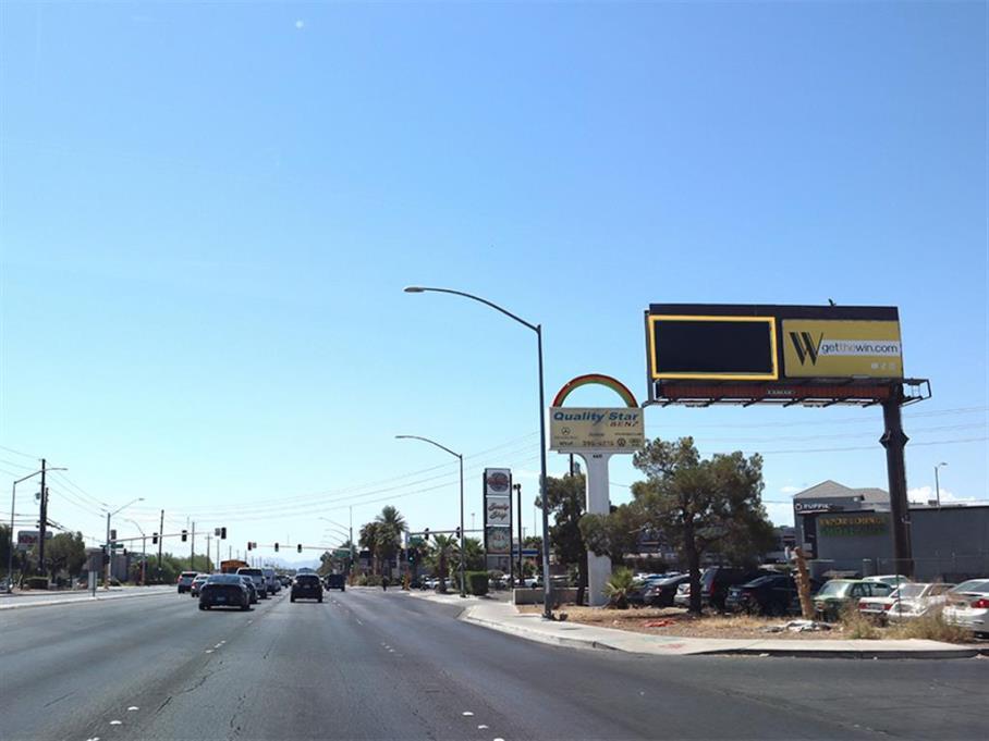 Photo of an outdoor ad in Paradise