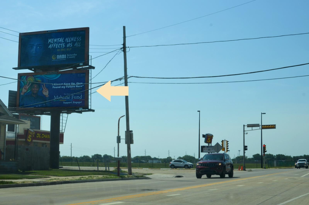 Photo of a billboard in Tres Pinos