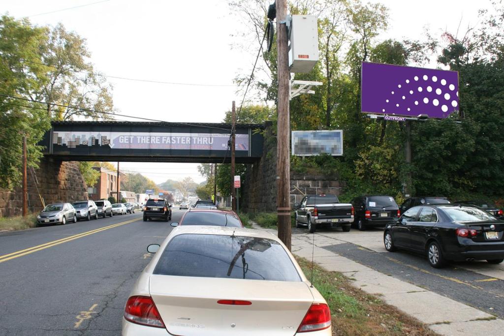 Photo of a billboard in Lyndhurst