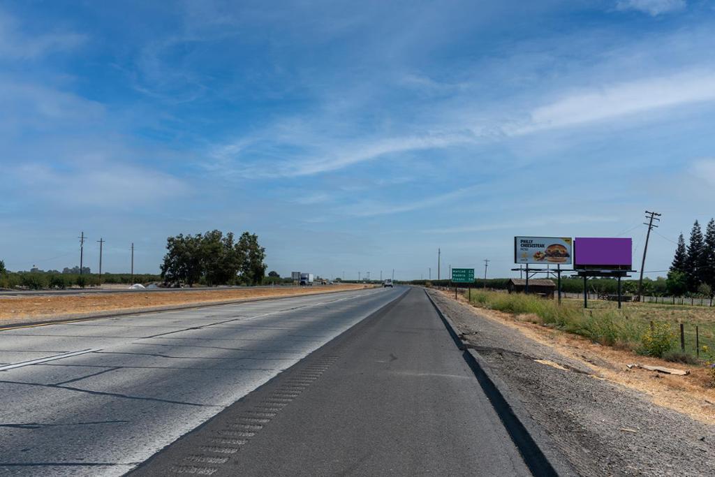 Photo of a billboard in Dos Palos