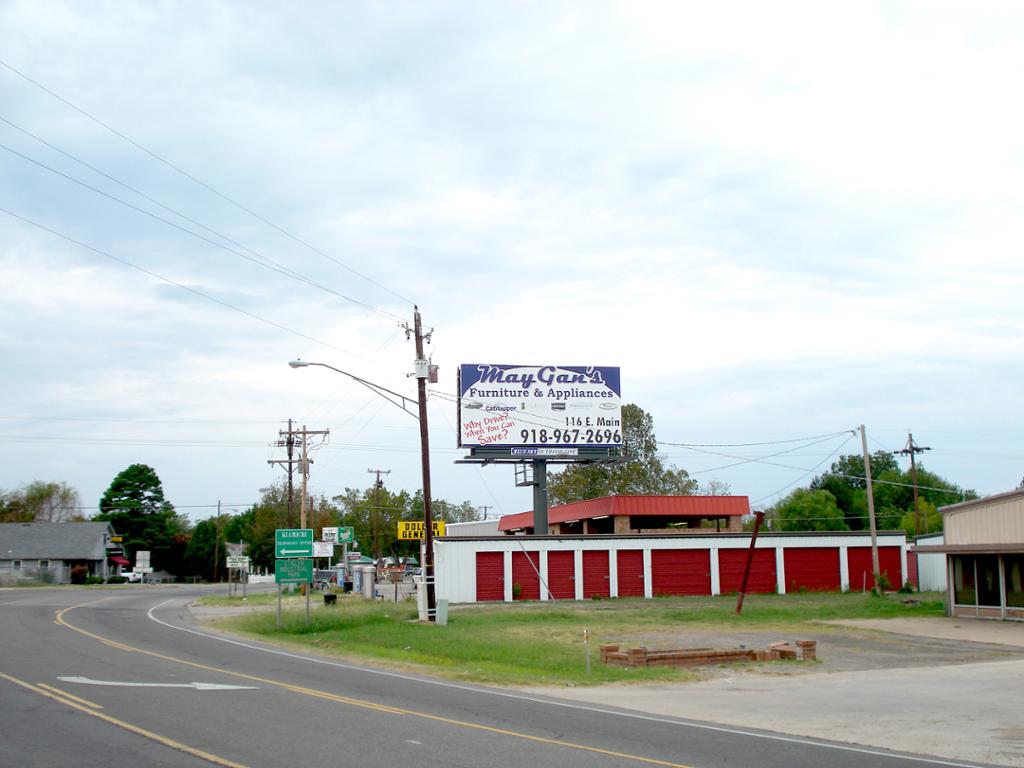 Photo of a billboard in Lequire