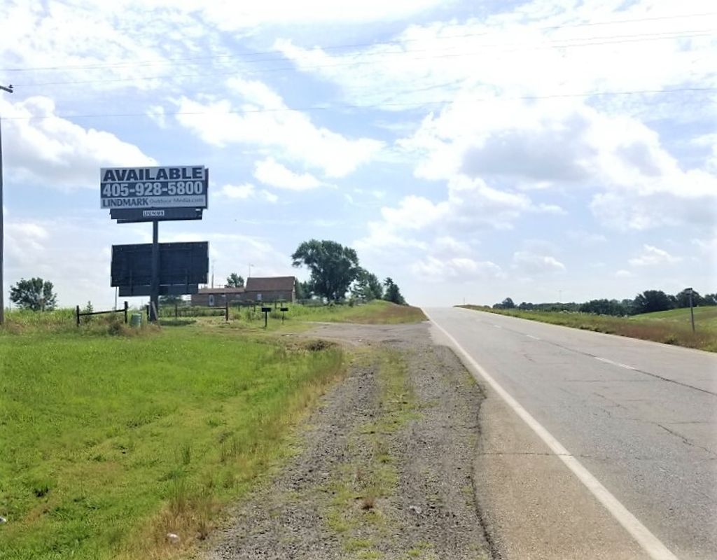 Photo of a billboard in Shamrock