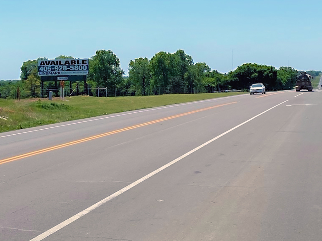 Photo of a billboard in Tussy