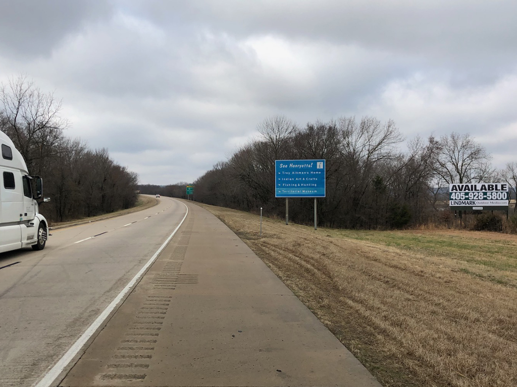 Photo of a billboard in Indianola