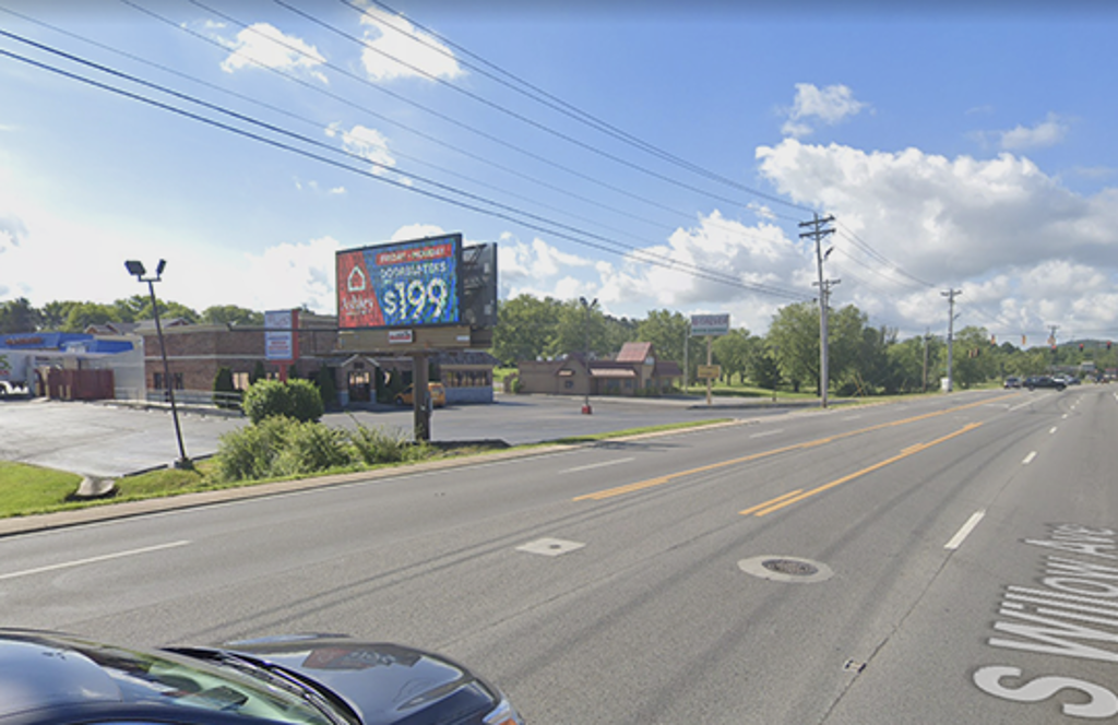 Photo of a billboard in Sulphur Springs