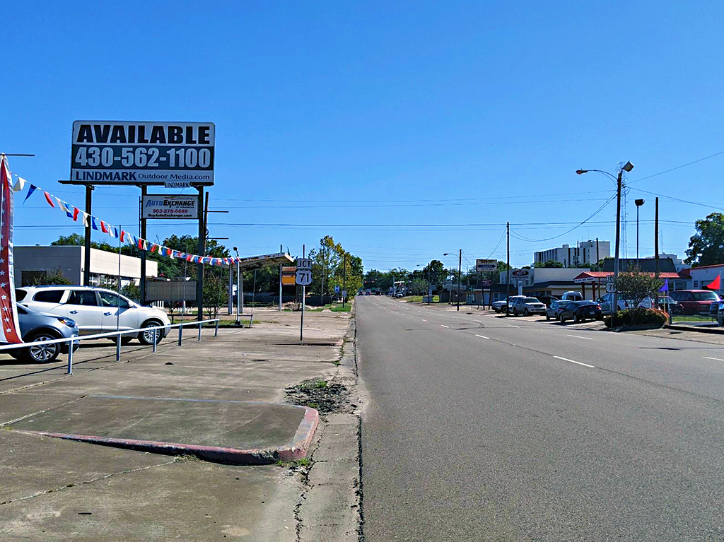 Photo of a billboard in Texarkana