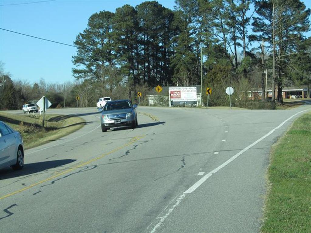 Photo of a billboard in Pinetops