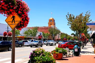 Lincoln California billboards