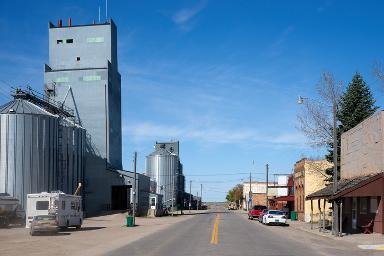 Valley City North Dakota movie theater ads